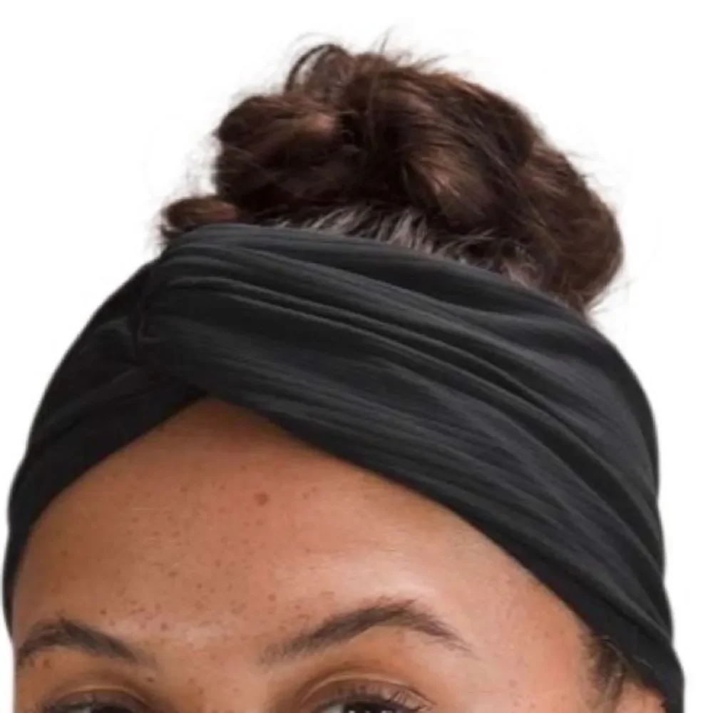 Lululemon Womens Ribbed Nulu Twist-Front Headband Black